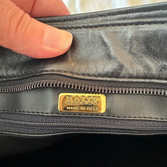 Vintage Bally Quilted Lambskin Leather Bag - Picture 9 of 14